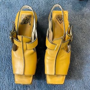 Fluevog wooden platform sandals size 8